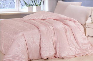 富安娜家纺品质解析 聚焦四件套与水性涂料家居搭配